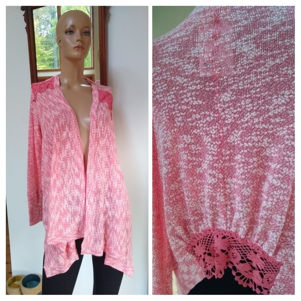 Soieblu. NWT. Medium. Sharp! Fast Ship. 2 Day Sale🏷